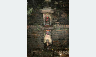 गाईजात्रामा भक्तपुरका पूर्व फर्केका नौ ढुङ्गेधारा खोज्दै नयाँ पुस्ता